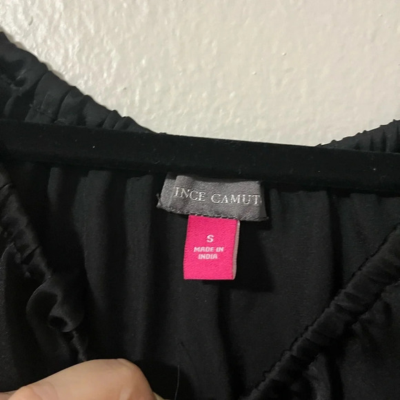 VINCE CAMUTO Women's Black Short Puff Sleeve Off-The-Shoulder w bow Size S - Picture 5 of 6